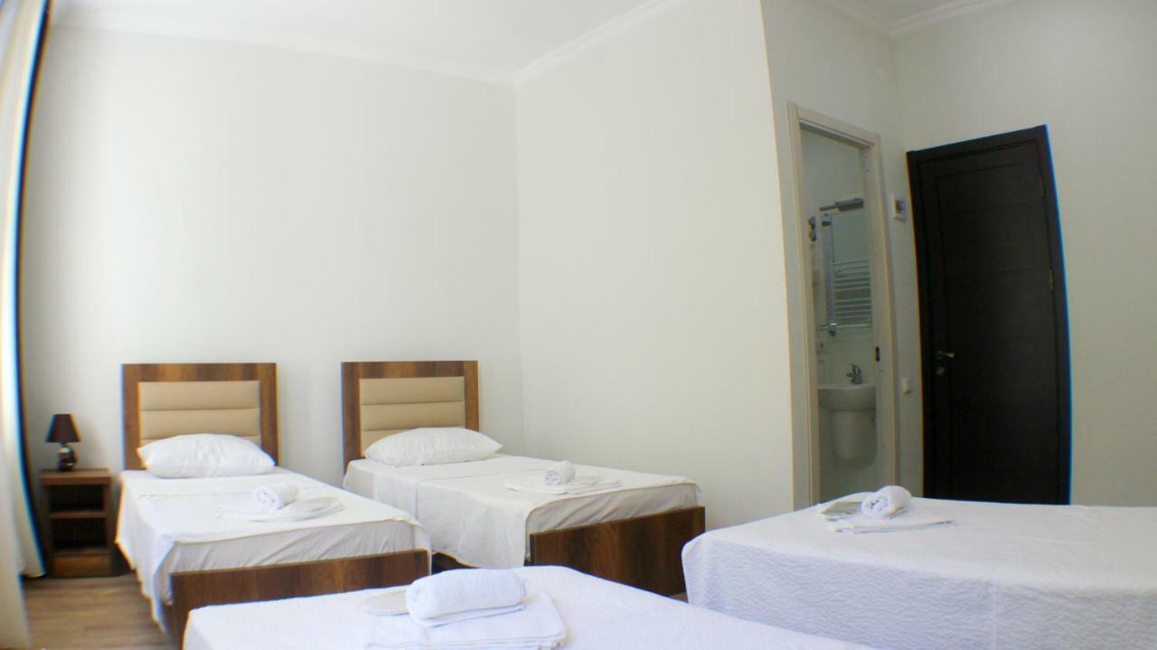 Chveni Qalaqi Hotel Kutaiszi Kültér fotó